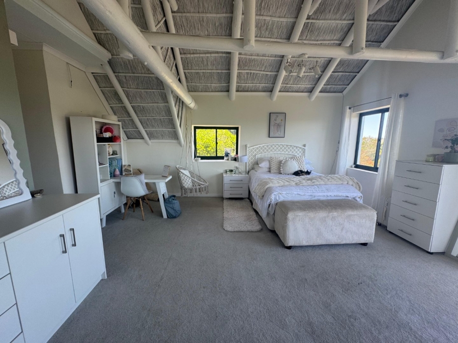 6 Bedroom Property for Sale in Sedgefield Rural Western Cape